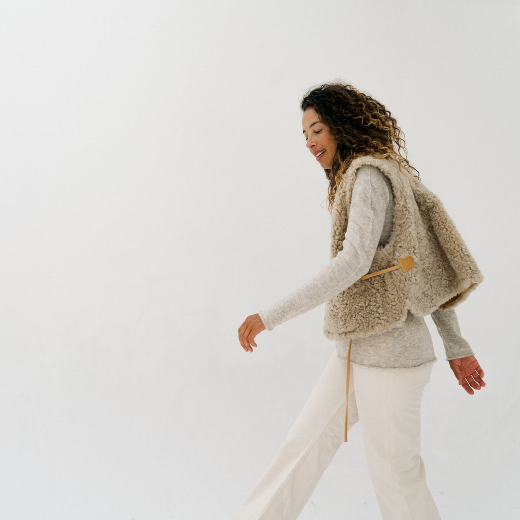 Transition Vest - Oat