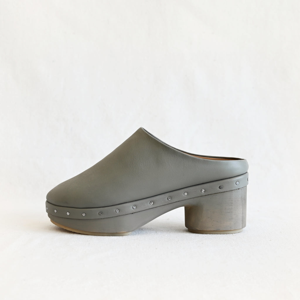 Studio Clog - Grey Paint