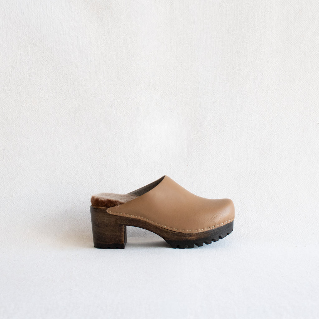 No.6 Liza Clog on Mid Tread - Khaki