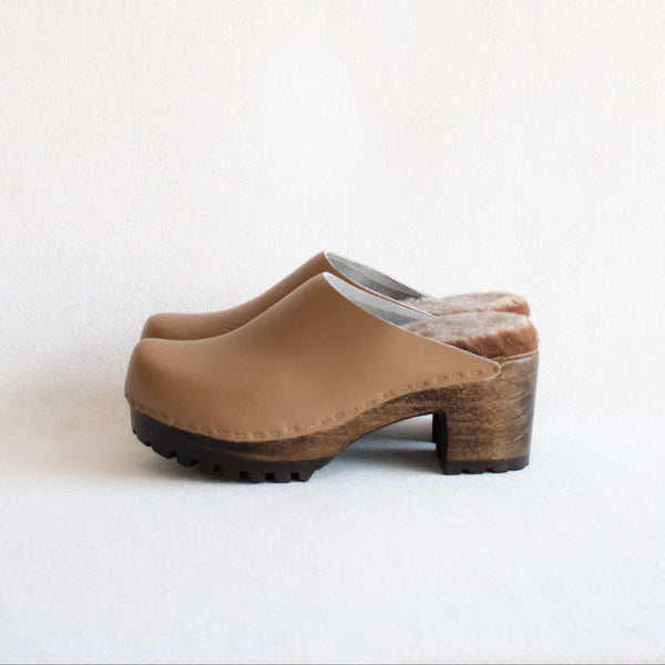 No.6 Liza Clog on Mid Tread - Khaki