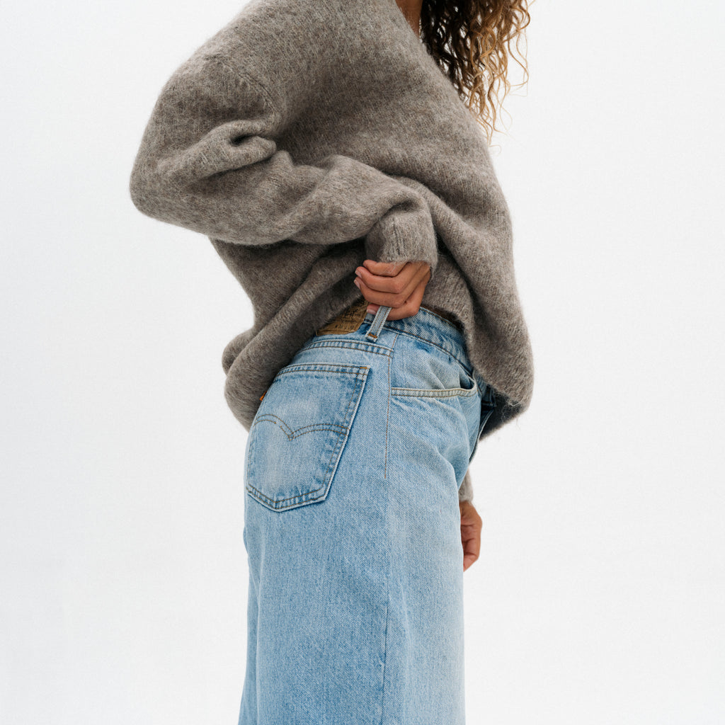 Brushed V Neck - Grey Melange