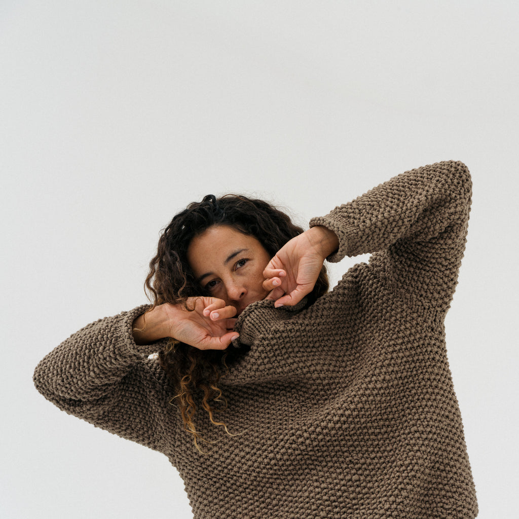 Handknit Crepe Rollneck - Bark