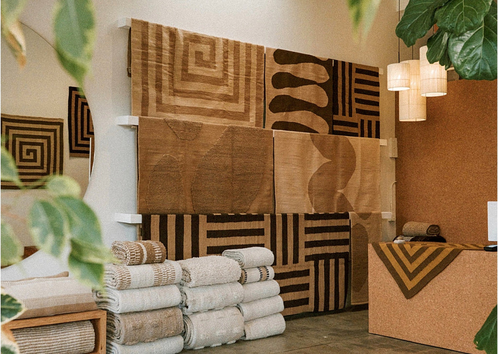 Woven #4383