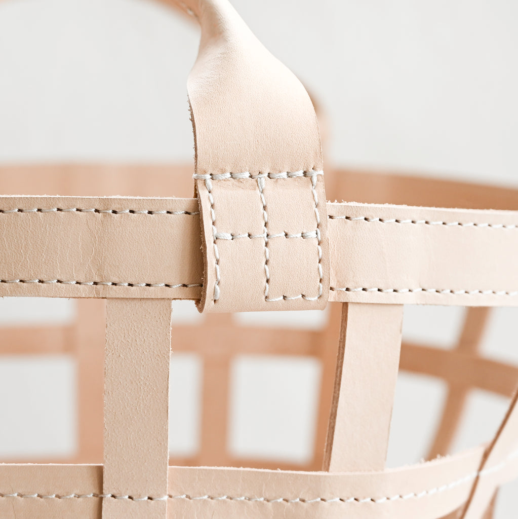 Round Leather Basket - Veggie Tan
