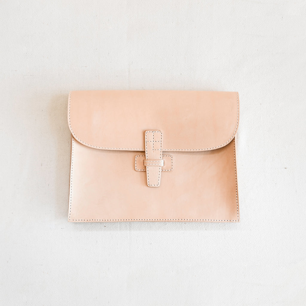 Large Attache Clutch - Natural