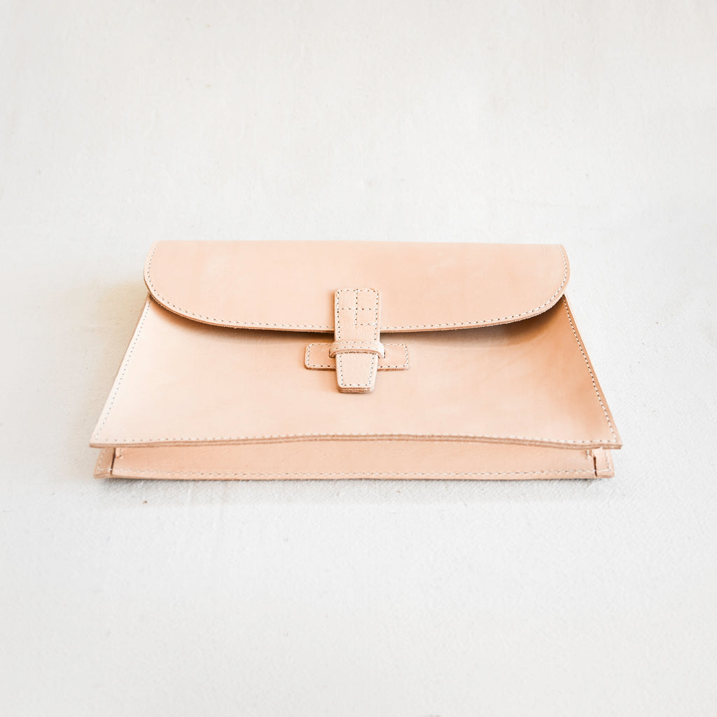 Large Attache Clutch - Natural