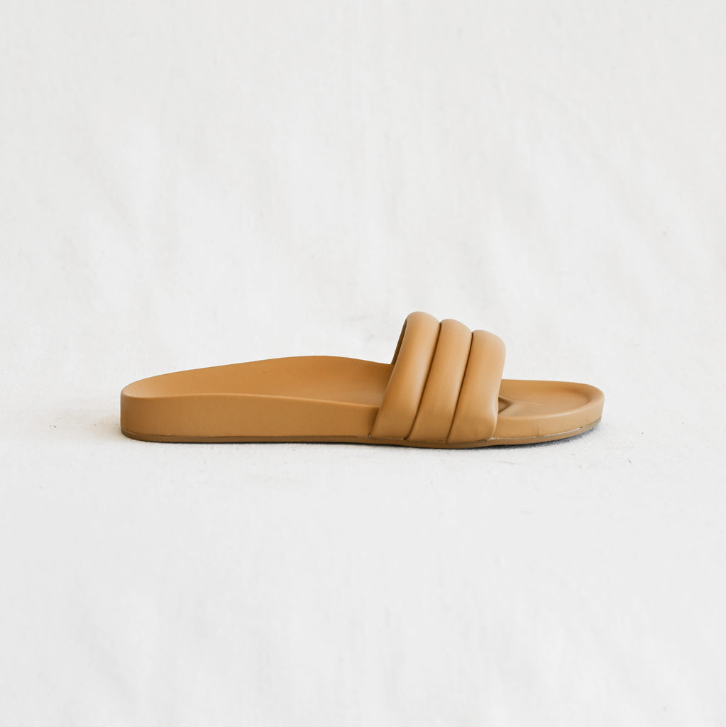 Bamboo Monocolor Sandalia - Straw