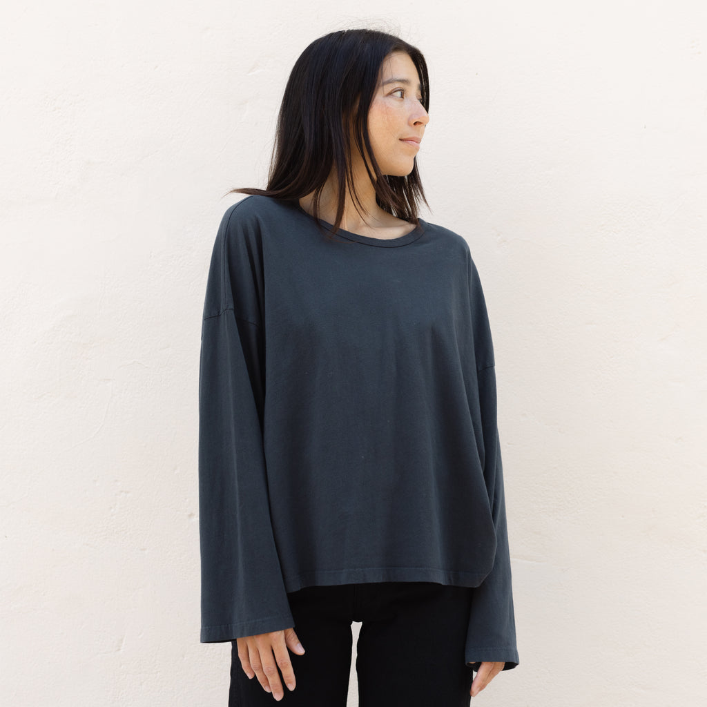 Black Crane Loose L/S Tee - Dk. Grey