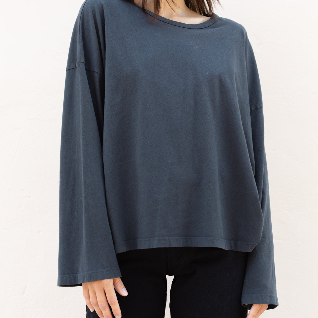 Black Crane Loose L/S Tee - Dk. Grey