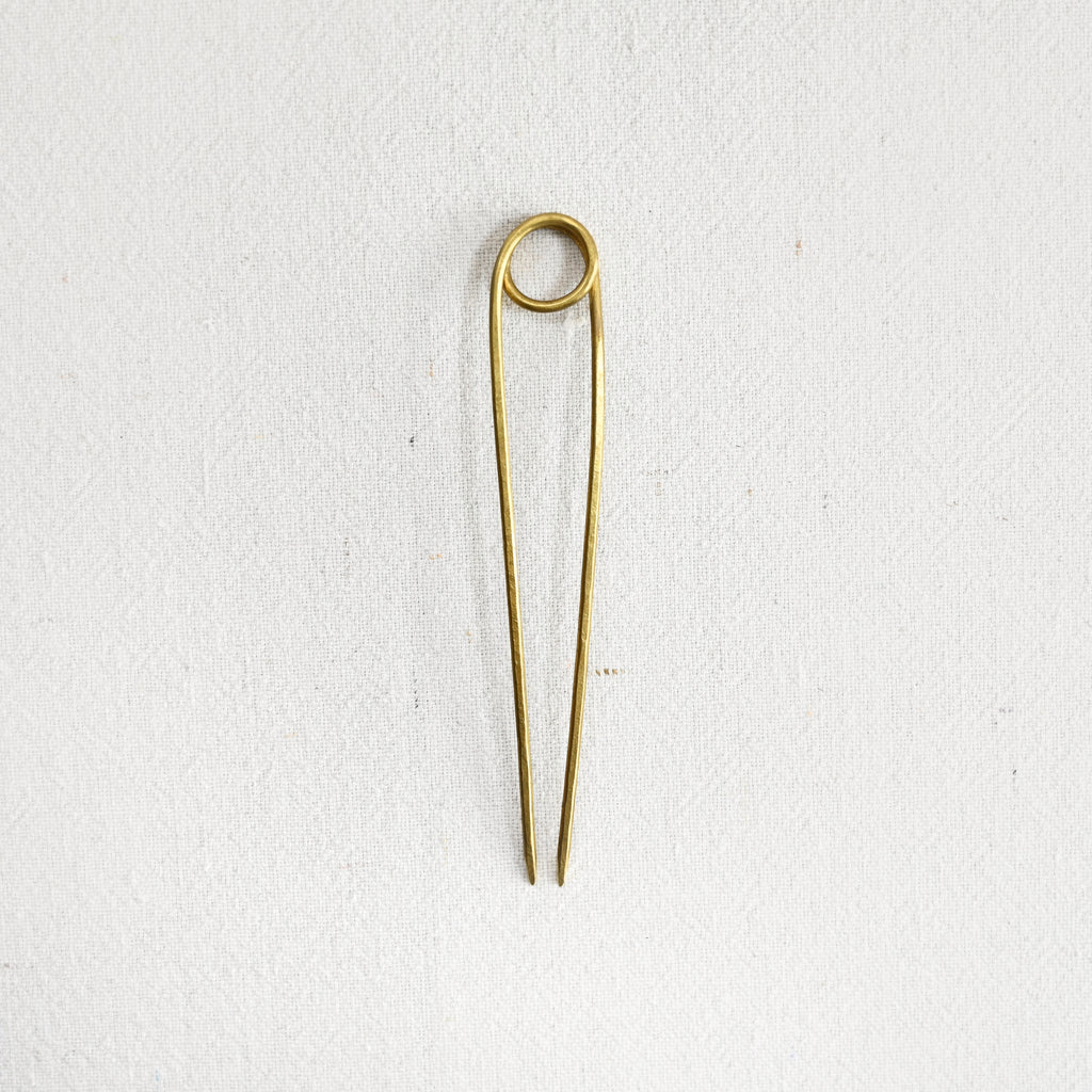 Le Loop Brass Hair Pin