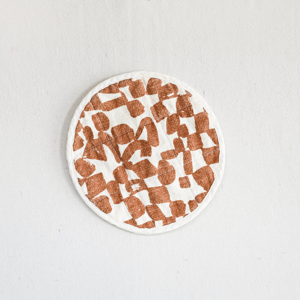 Round Potholder - Checks - Amber - Natural