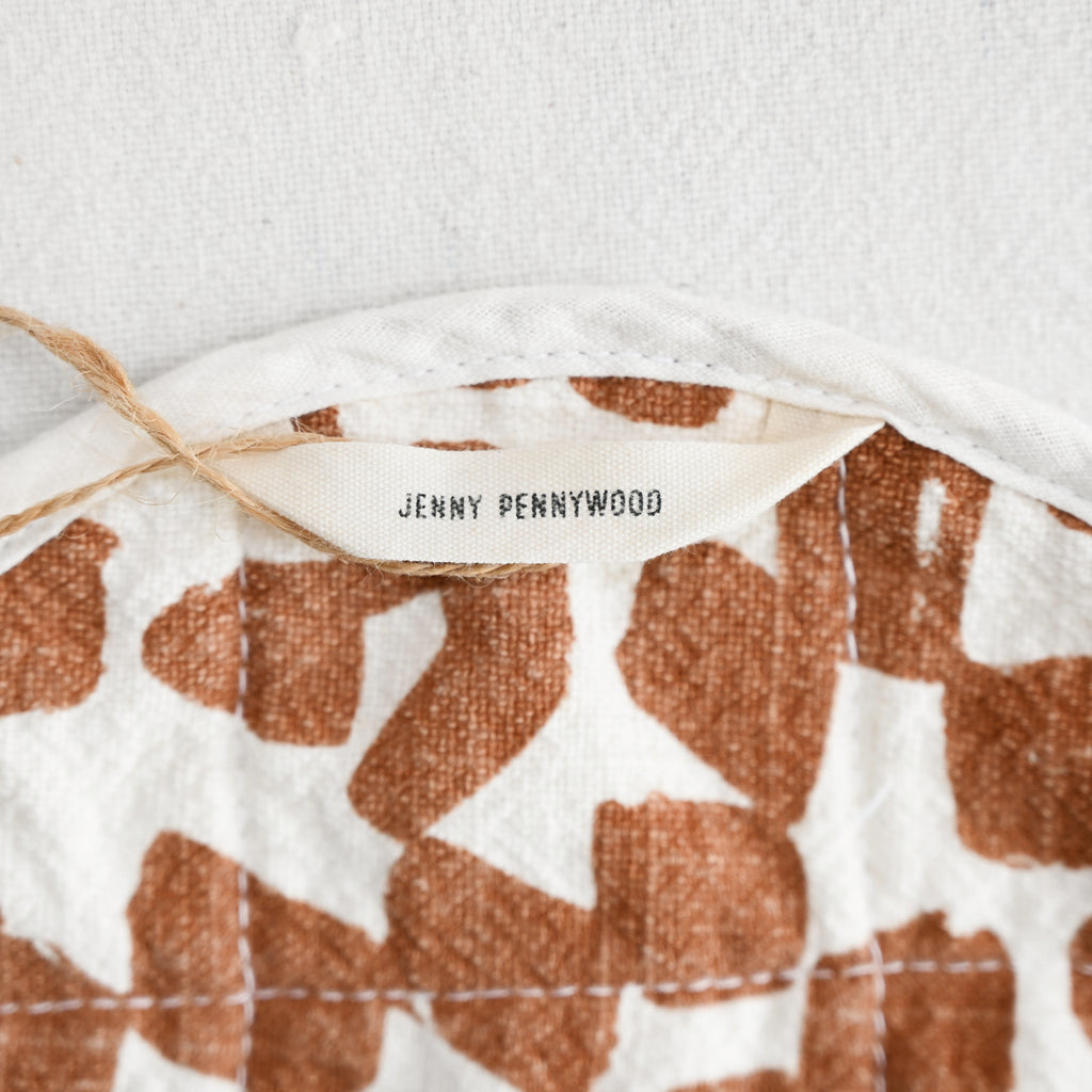 Round Potholder - Checks - Amber - Natural