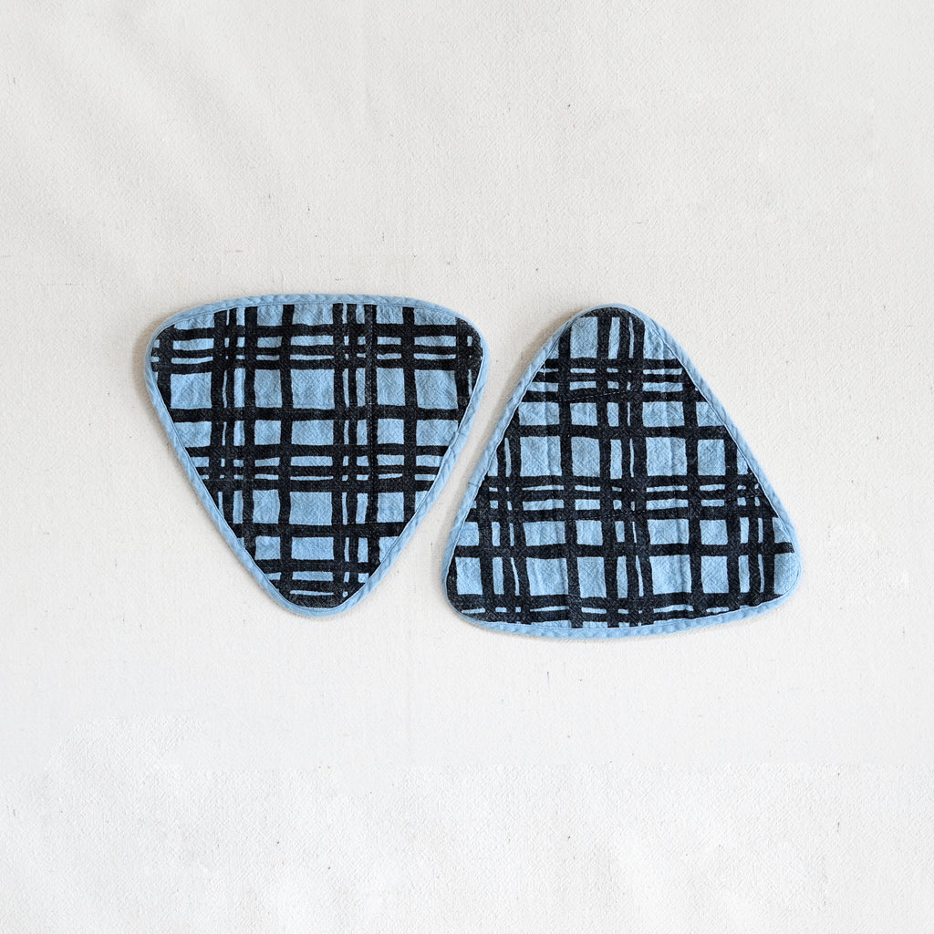 Triangle Potholder - Darby - Midnight/Steele Blue