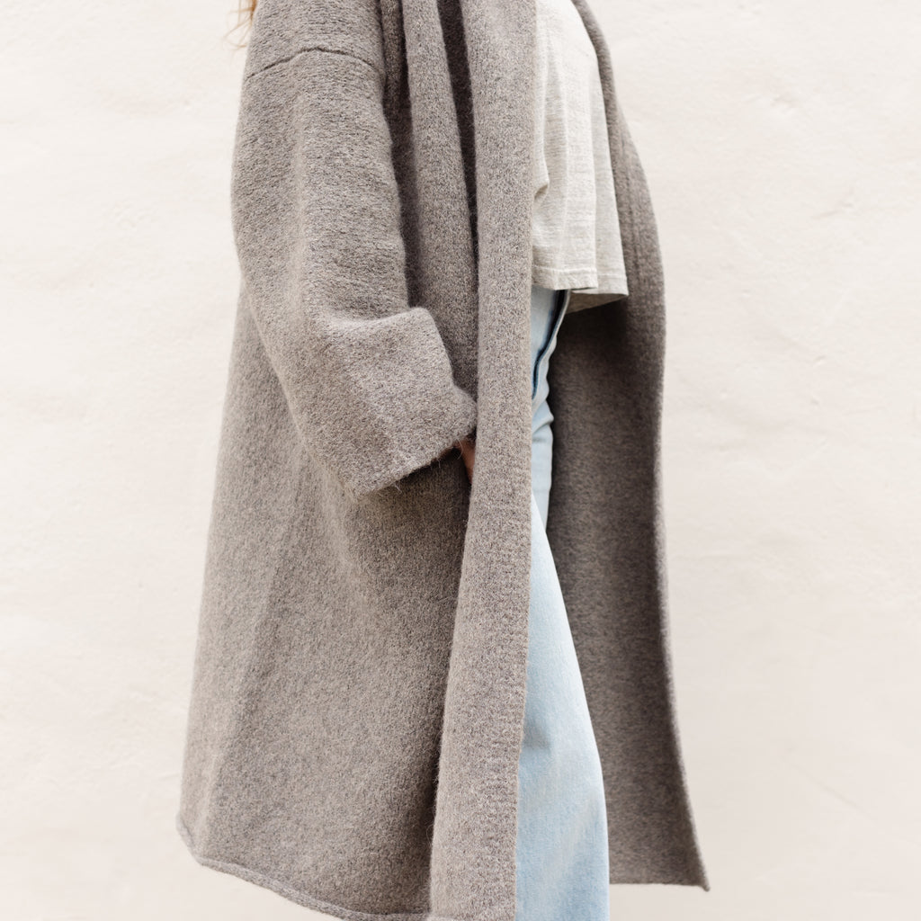 Long Shawl Cardigan - Rock