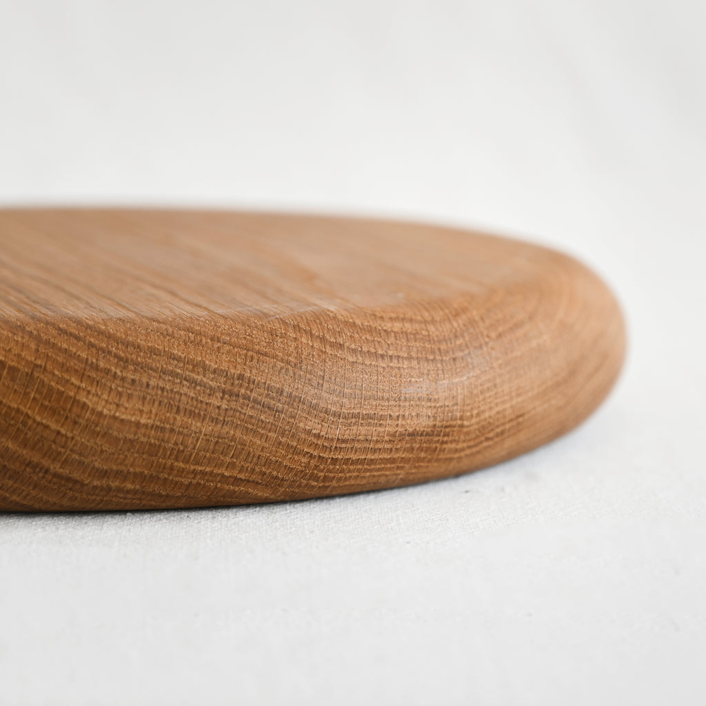 White Oak Rounded Circle Cutting Board