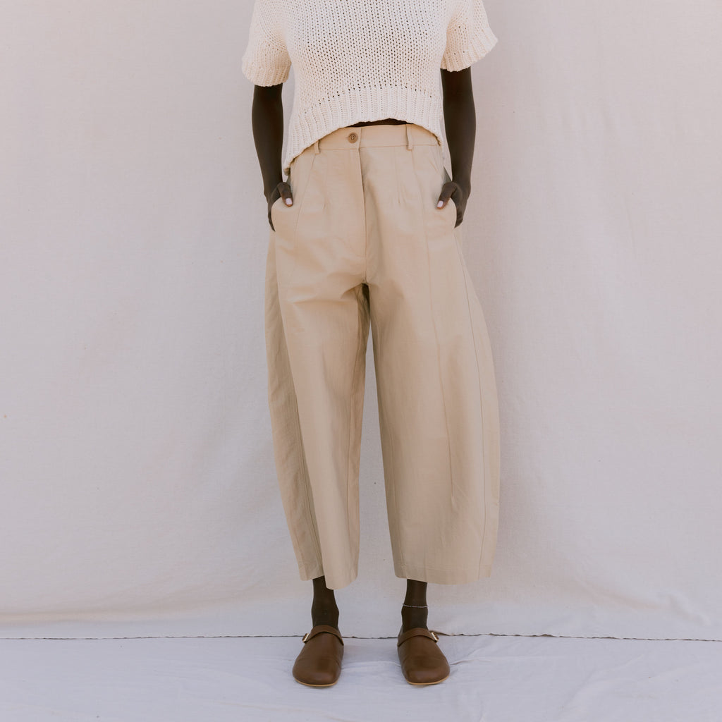 Cordera Seam Curved Pants in Toasted