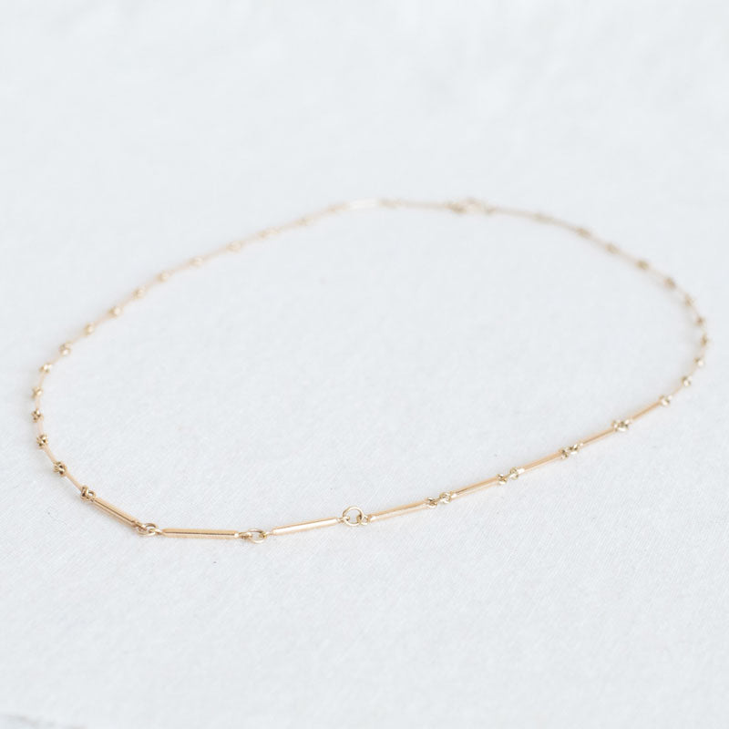 Small Tapered Bar Chain Necklace